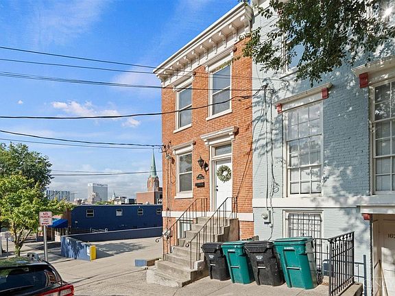 3rd image of 1619 Mansfield St