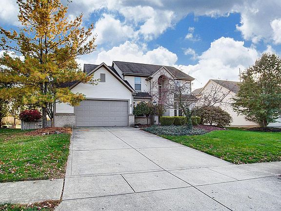 3rd image of 777 Cherry Hill Dr