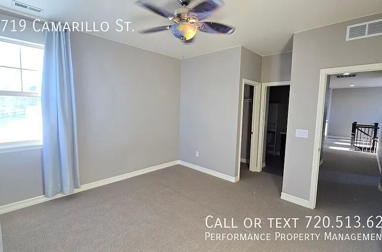 11719 Camarillo St — Photo 12