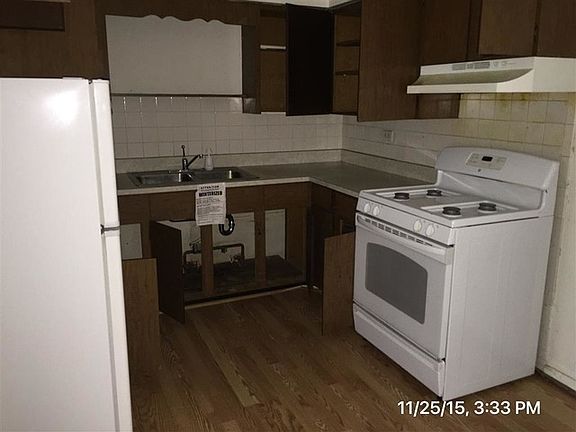 2nd image of 18361 Glen Oak Ave APT 2D
