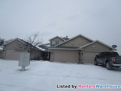 1st image of 822 Fairfield Pl NW