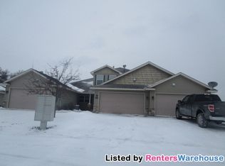 822 Fairfield Pl NW, Isanti, MN 55040