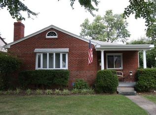 5731 4th St S, Arlington, VA 22204