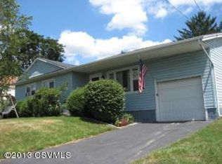 292 N Market St, Elysburg, PA