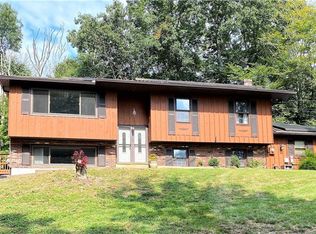 14 Ricky Ln, Oakdale, CT 06370