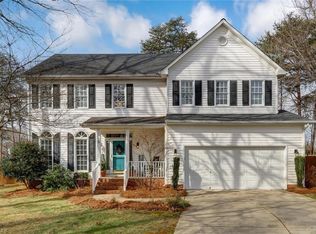 6 Beech Grove Ct, Greensboro, NC 27455