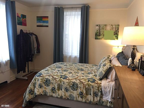 4th image of 4112 47th Ave #3C
