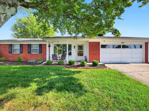 4216 W Middle Ct, Bloomington, IN 47403