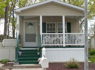 118 Roberts Rd, Toms River, NJ 08755