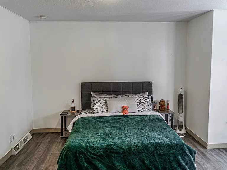 1019 White Bear Ave N #1 — Photo 21