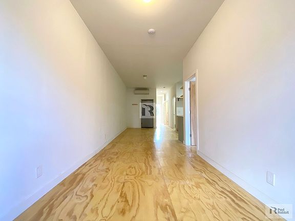 4th image of 469 Rogers Ave #1