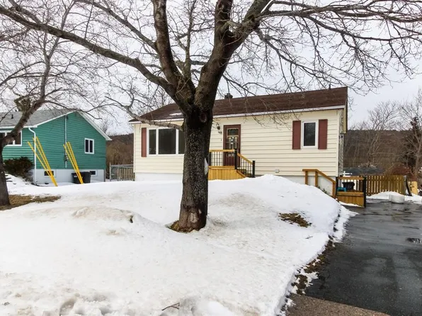 148 University Avenue, St. John's, NL A1B1Z5