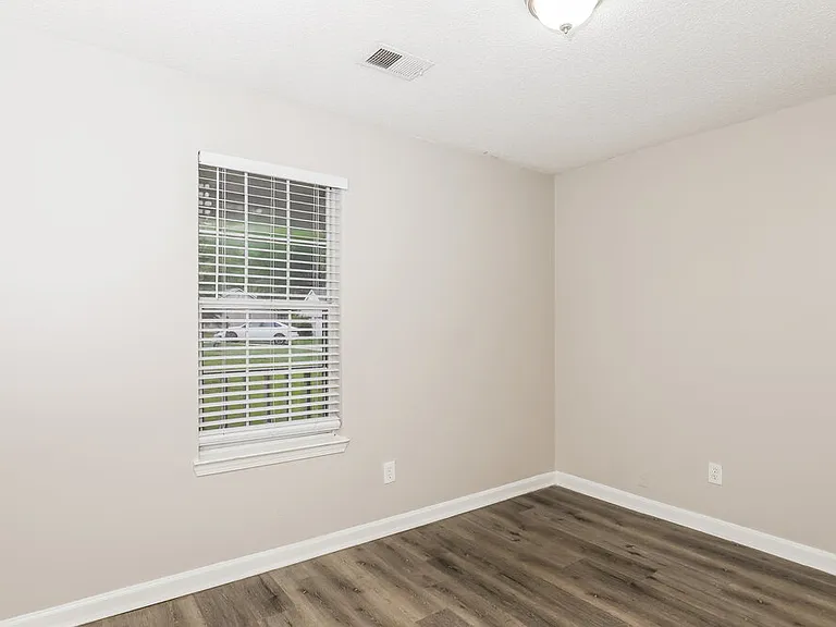 1573 Glynn Ct — Photo 12