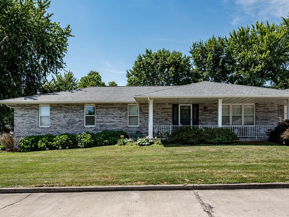 2nd image of 406 Meadowmere Dr