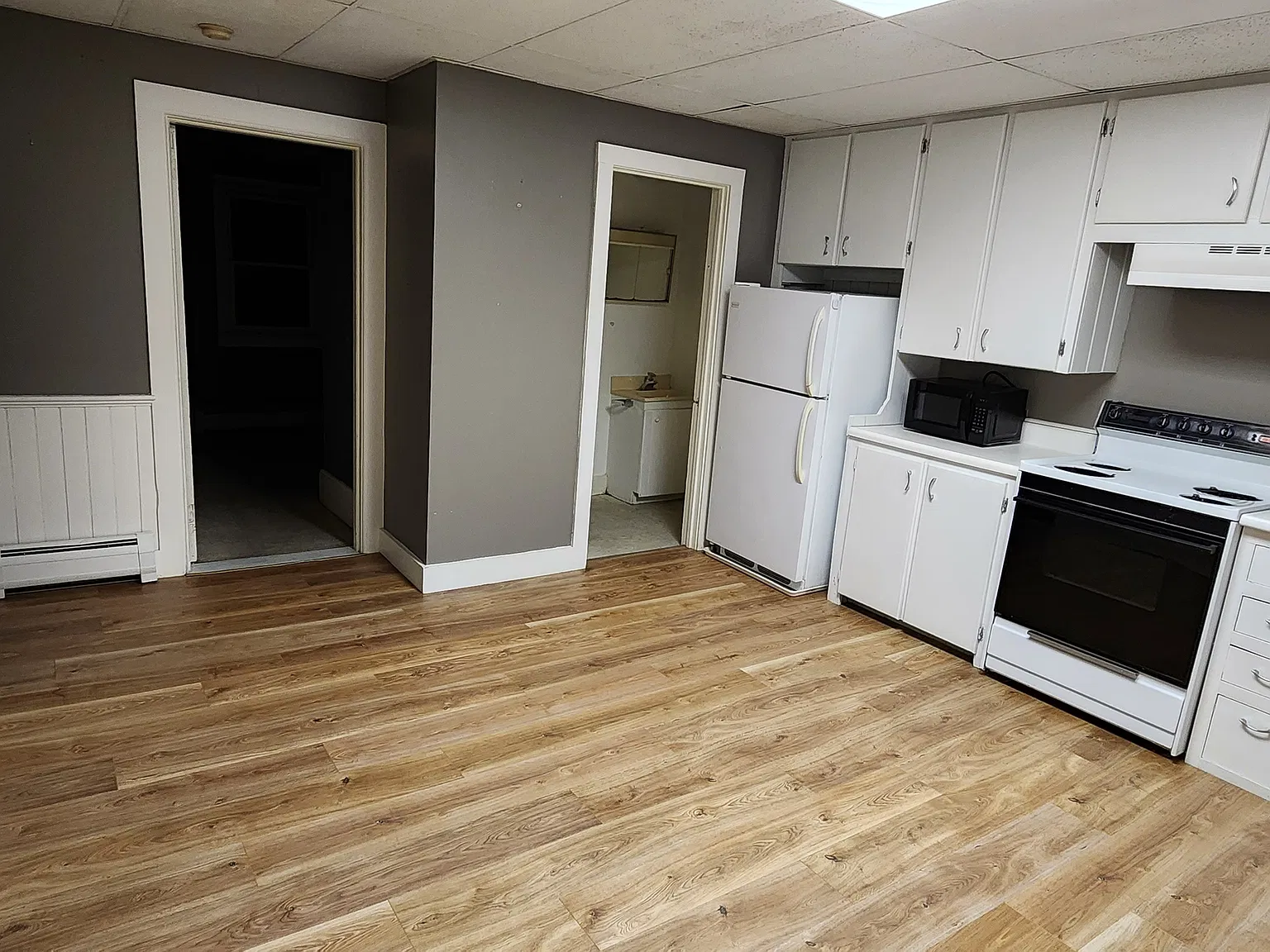 633 Main St — Photo 1