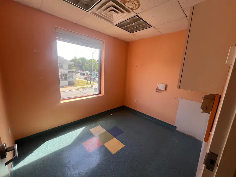 715 Broadway Ave #3 — Photo 12