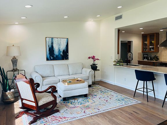 4th image of 151 Trelawney St