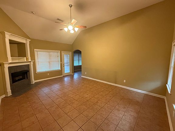 2nd image of 4563 Tulip Creek Dr