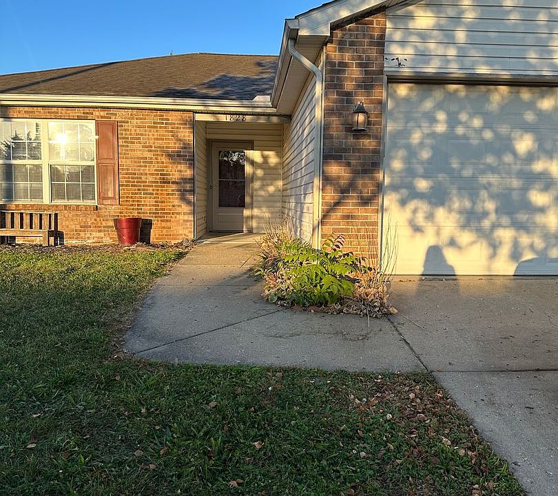 1st image of 1828 Starks Cir