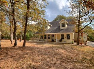 199 Ashwood Dr, Elgin, TX 78621