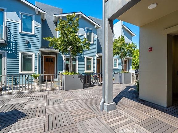 5th image of 1321 Osos St Unit 270