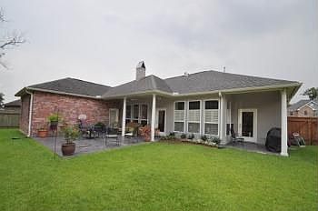 3rd image of 200 Riverwood Dr