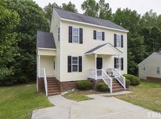 2005 Laurel Leaf Rd, Zebulon, NC 27597