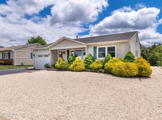 251 Westbrook Dr, Toms River, NJ 08757