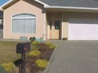772 Edwards Ave, Coos Bay, OR 97420