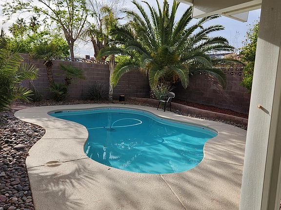 5th image of 6158 Brea Blvd