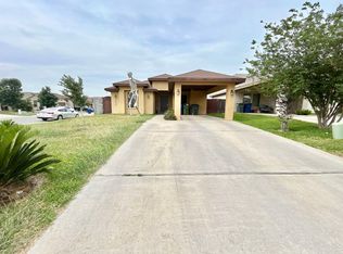 3530 Celso Cavazos Rd, Laredo, TX 78046