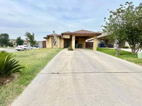 3530 Celso Cavazos Rd, Laredo, TX 78046