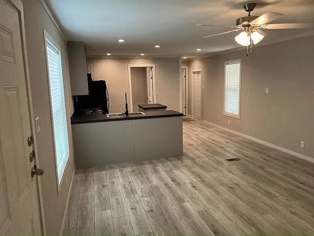 1601 S Airport Dr #283 — Photo 6