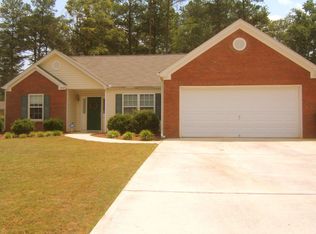 5309 Paddington Ln, Powder Springs, GA 30127
