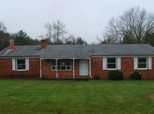 103 Meadows Of Wilson Ct, Clifton Forge, VA 24422