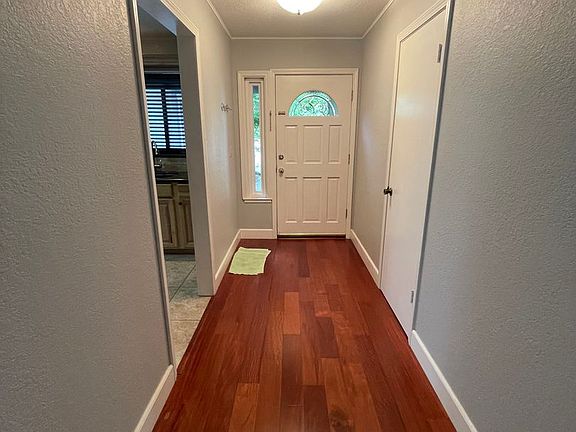 2nd image of 1341 Marne Dr