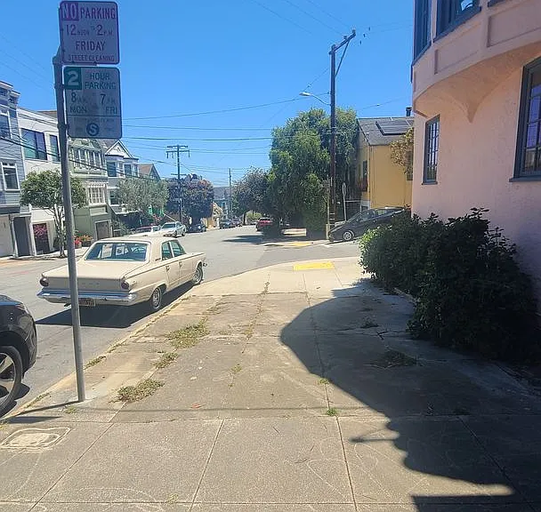 179 Caselli Ave #2 — Photo 16