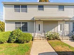 7 Morrill Ln APT 4, North Providence, RI 02904