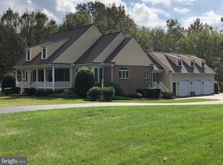 16 Deerfield Rd, Lancaster, PA 17603