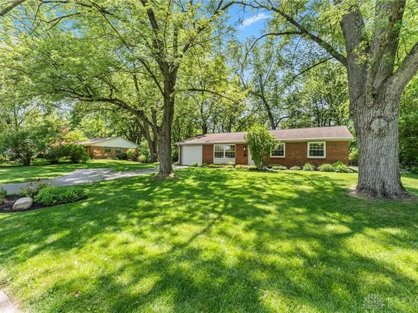 2630 Vineland Trl, Dayton, OH 45430