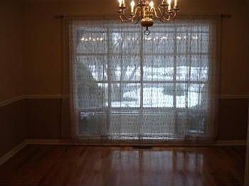 4th image of 11 Coventry Ln
