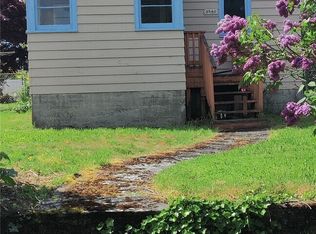 5945 Fauntleroy Way SW, Seattle, WA 98136