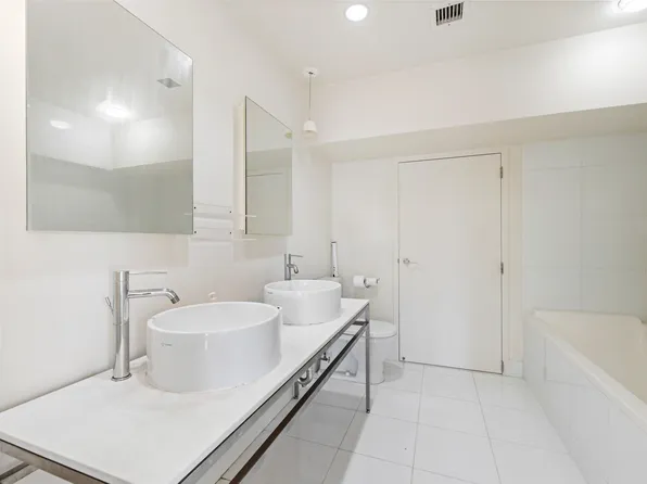 15 Broad Street image 13 of 21