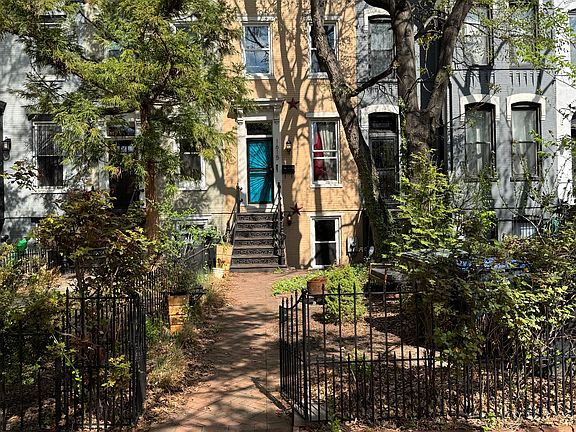 2nd image of 1615 New Jersey Ave NW