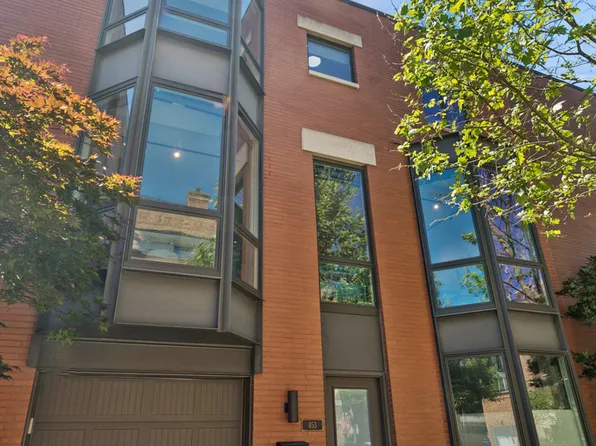 453 W Blackhawk St, Chicago, IL 60610