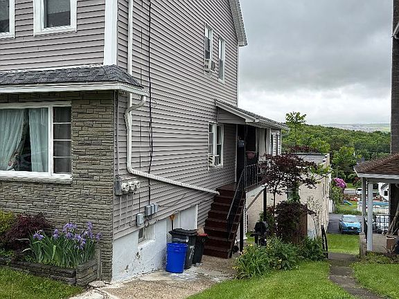 3rd image of 716-718 Carmalt St
