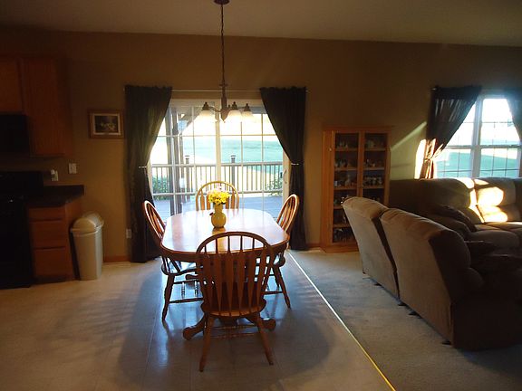 Deck off of dining area