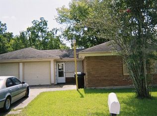 8326 Woodlyn Rd, Houston, TX 77028