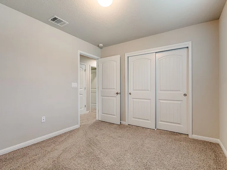 10302 Relic Oaks — Photo 21