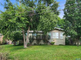 2707 Barcody Rd SE, Huntsville, AL 35801